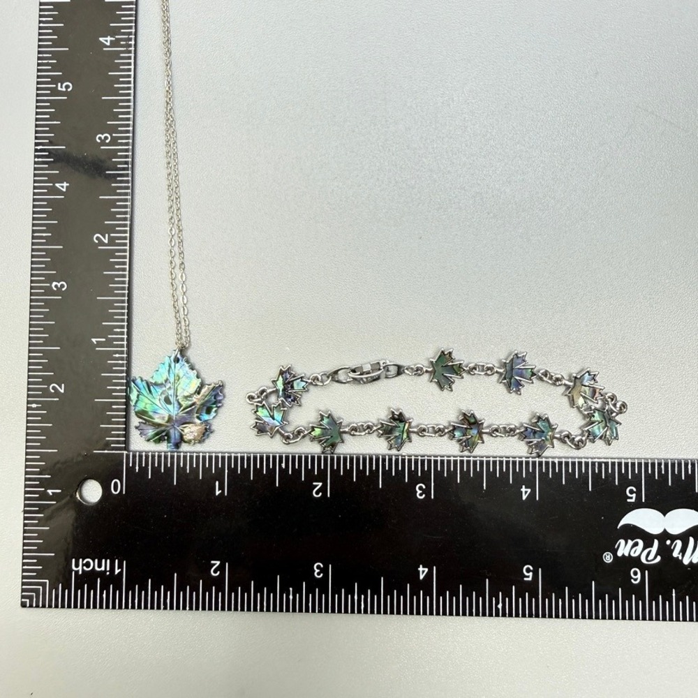 Maple Leaf Abalone Shell Necklace and Bracelet Set 18" & 7.25" - Picture 10 of 11
